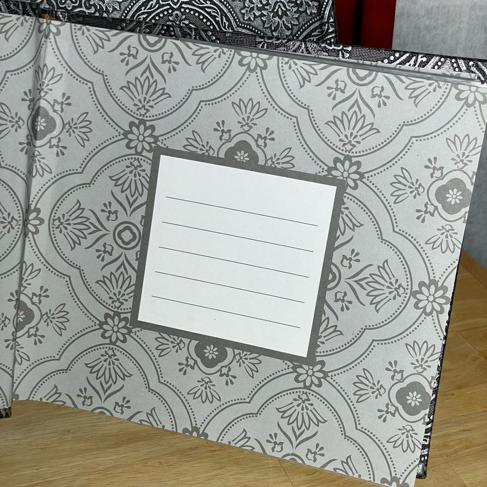 Black and Silver Photo Album w/Embossed Floral Designs Holds 200 4x6 Photos - Picture 10 of 13